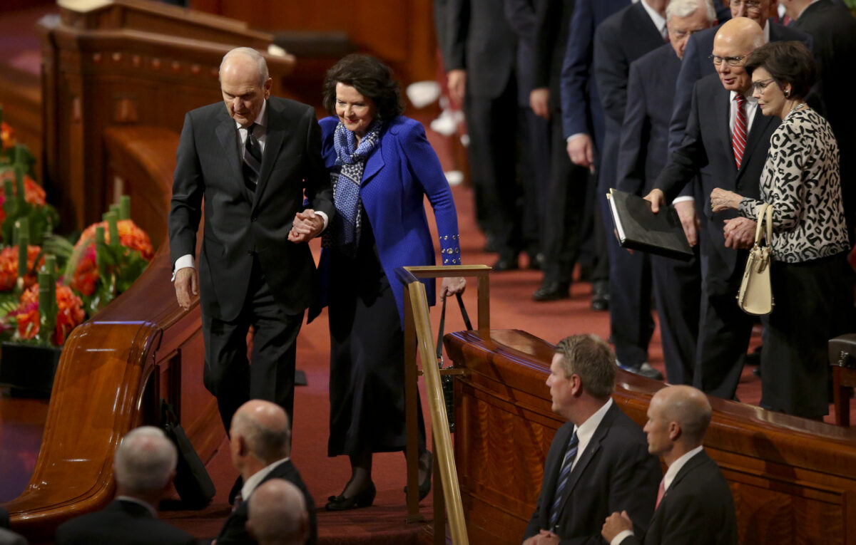 LDS general conference speakers emphasize family, home growth after